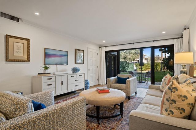 100 S INTERLACHEN AVENUE 101, Winter Park, FL 32789