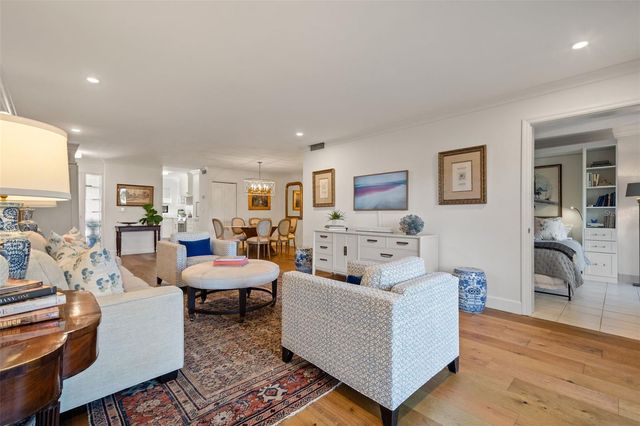 100 S INTERLACHEN AVENUE 101, Winter Park, FL 32789