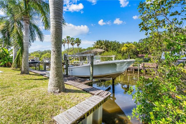 3015 Nassau Drive, Vero Beach, FL 32960