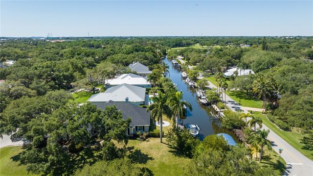 3015 Nassau Drive, Vero Beach, FL 32960