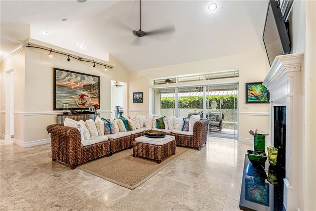 3015 Nassau Drive, Vero Beach, FL 32960
