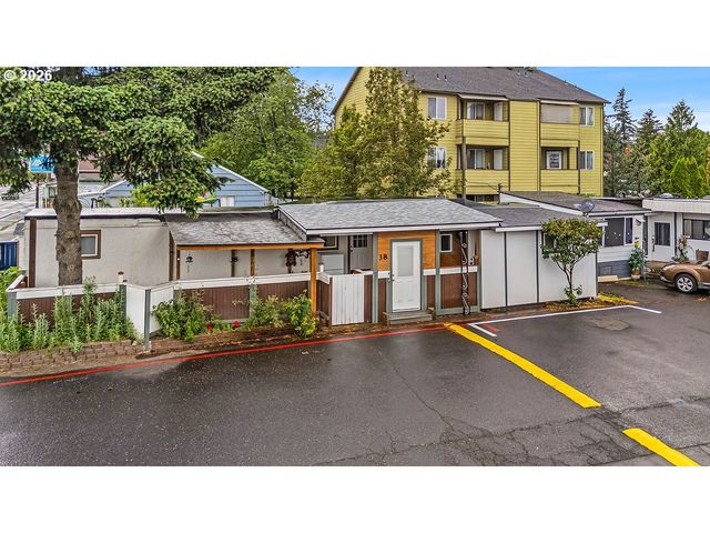 11803 Se DIVISION St 38, Portland, OR 97266