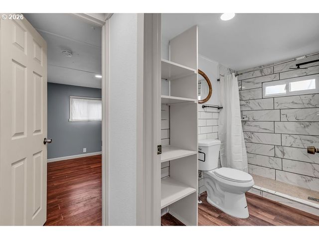 11803 Se DIVISION St 38, Portland, OR 97266
