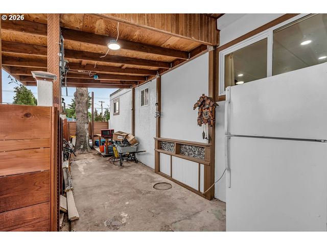 11803 Se DIVISION St 38, Portland, OR 97266