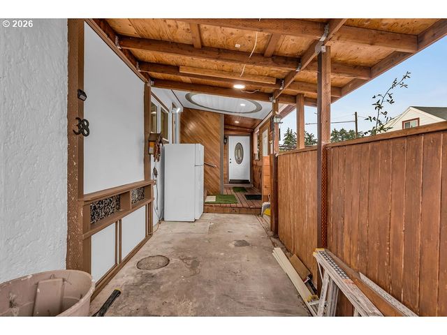 11803 Se DIVISION St 38, Portland, OR 97266