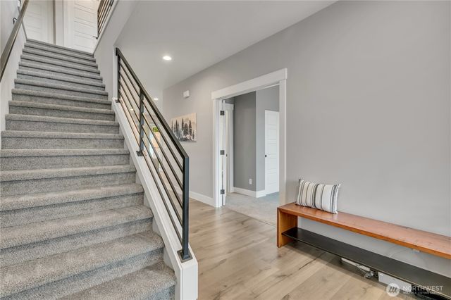 6106 232nd Avenue E, Buckley, WA 98321