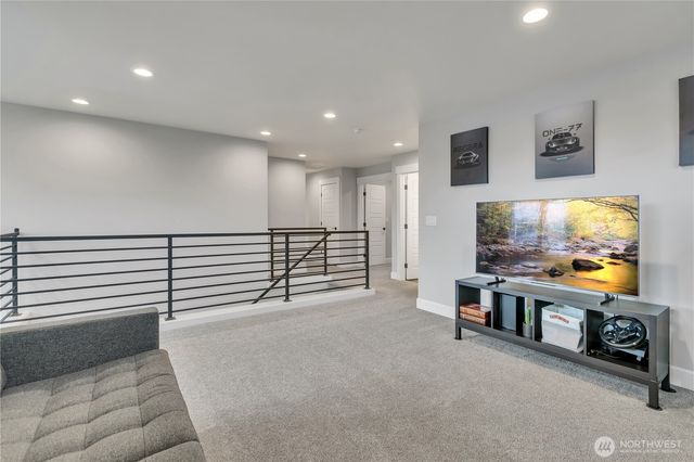 6106 232nd Avenue E, Buckley, WA 98321