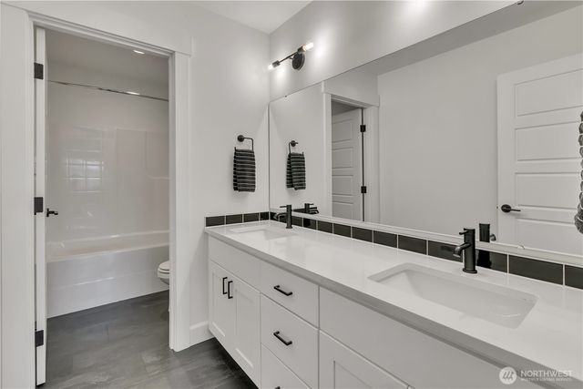 6106 232nd Avenue E, Buckley, WA 98321