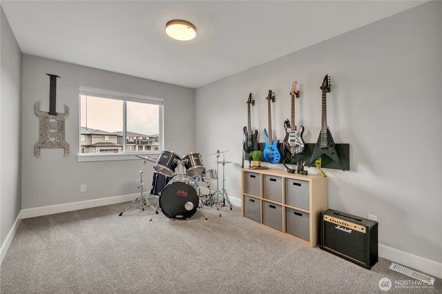 6106 232nd Avenue E, Buckley, WA 98321