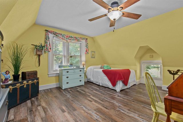 1631 ROYALTON STREET, Waupaca, WI 54981