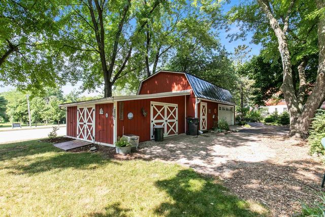 1631 ROYALTON STREET, Waupaca, WI 54981