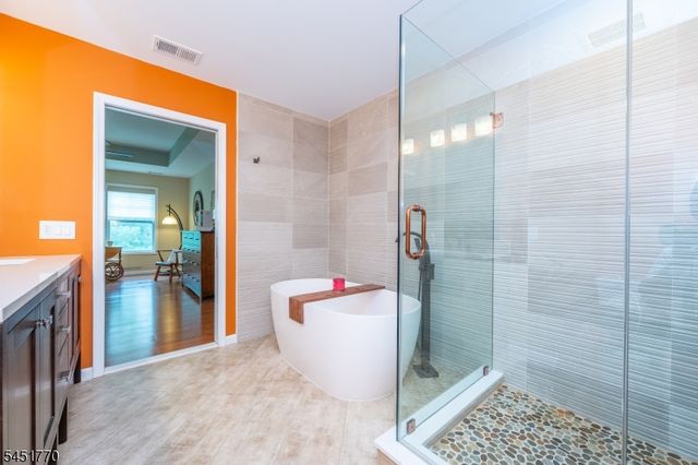 814 River Pl, Butler Boro, NJ 07405