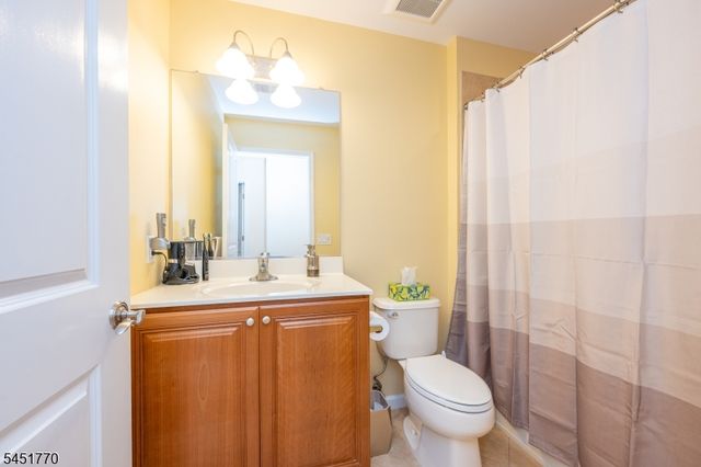 814 River Pl, Butler Boro, NJ 07405