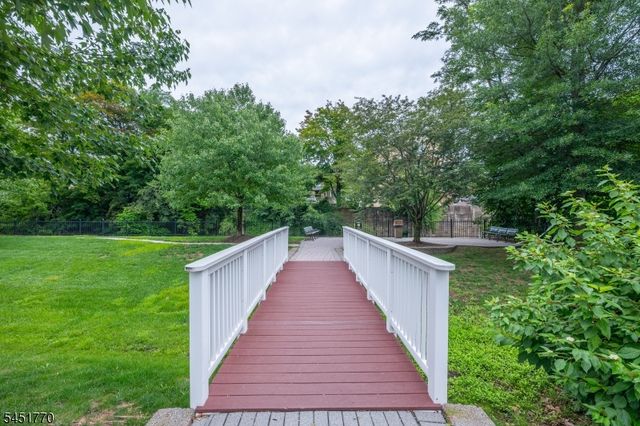 814 River Pl, Butler Boro, NJ 07405