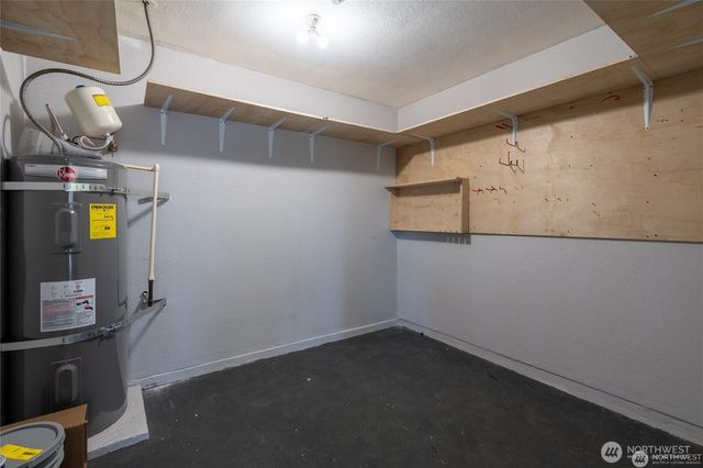 19725 76th Avenue W #B-1, Lynnwood, WA 98036