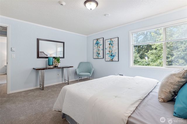 19725 76th Avenue W #B-1, Lynnwood, WA 98036