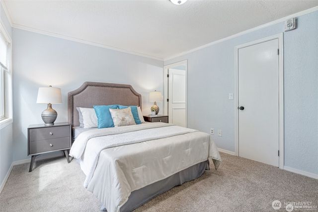 19725 76th Avenue W #B-1, Lynnwood, WA 98036