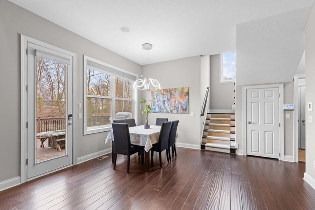 10033 Frederick Place, Eden Prairie, MN 55347