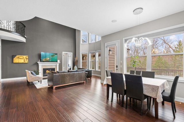 10033 Frederick Place, Eden Prairie, MN 55347