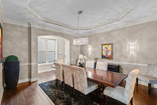 10033 Frederick Place, Eden Prairie, MN 55347