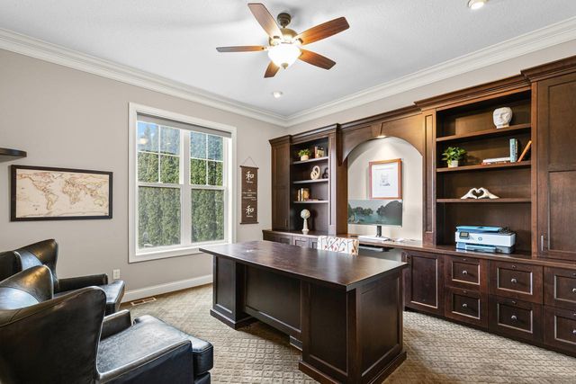 10033 Frederick Place, Eden Prairie, MN 55347