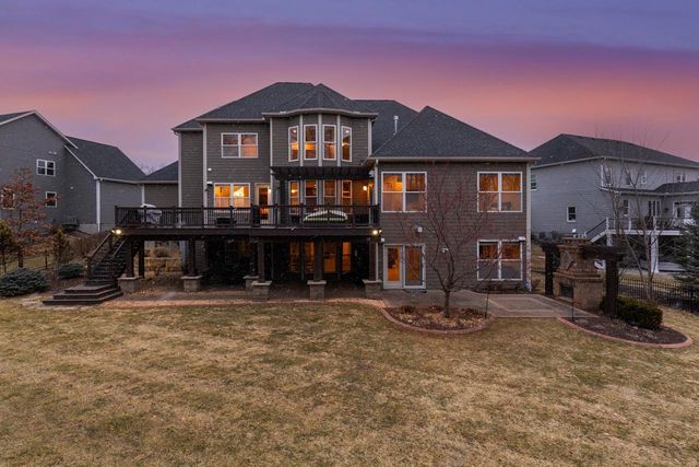 10033 Frederick Place, Eden Prairie, MN 55347