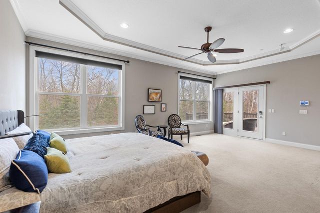 10033 Frederick Place, Eden Prairie, MN 55347