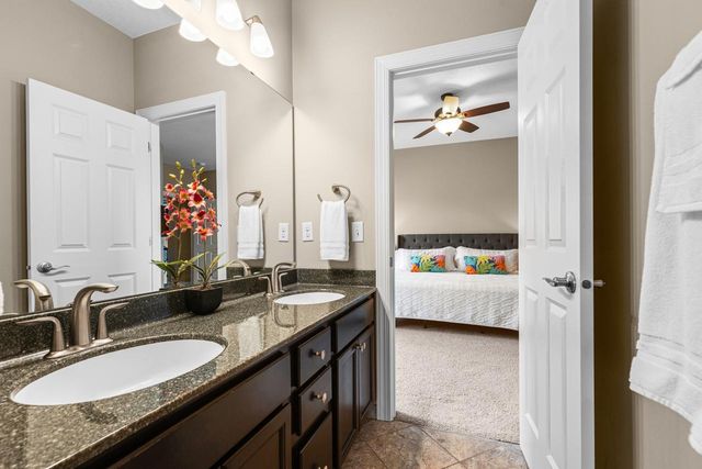 10033 Frederick Place, Eden Prairie, MN 55347