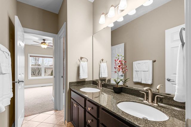 10033 Frederick Place, Eden Prairie, MN 55347