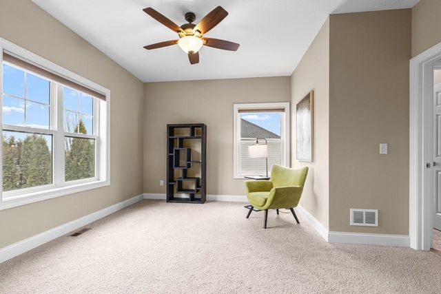 10033 Frederick Place, Eden Prairie, MN 55347