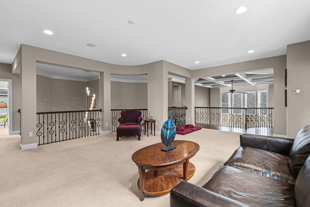 10033 Frederick Place, Eden Prairie, MN 55347