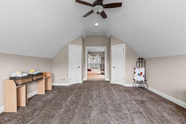 10033 Frederick Place, Eden Prairie, MN 55347