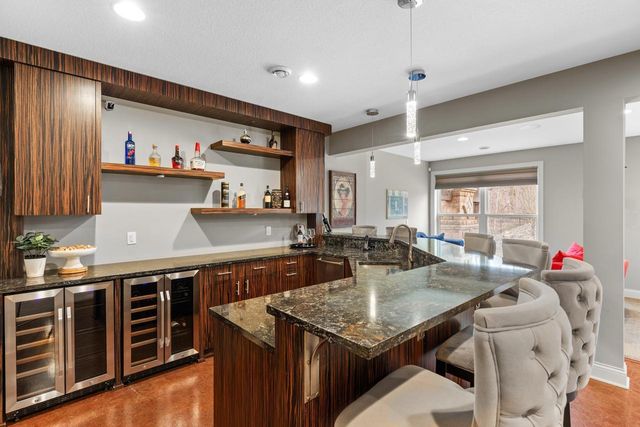 10033 Frederick Place, Eden Prairie, MN 55347