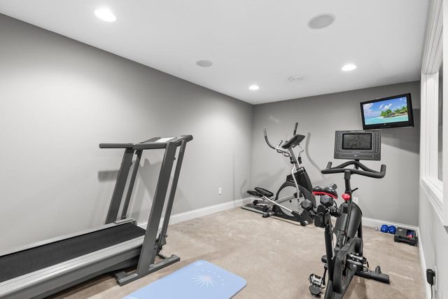 10033 Frederick Place, Eden Prairie, MN 55347