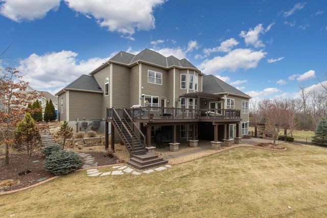 10033 Frederick Place, Eden Prairie, MN 55347