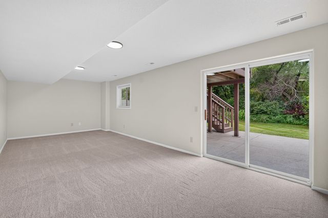 5444 SE 26th Court, Des Moines, IA 50320