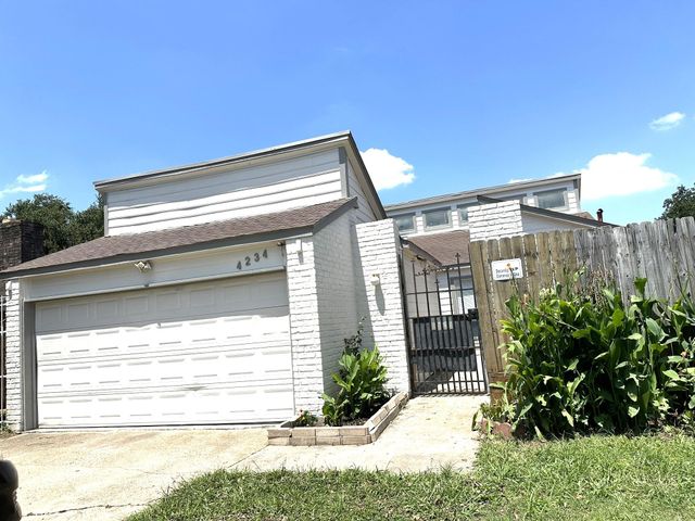 4234 Willow Beach Drive, Houston, TX 77072