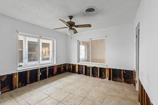 631 Fm 253 Road, Buna, TX 77612