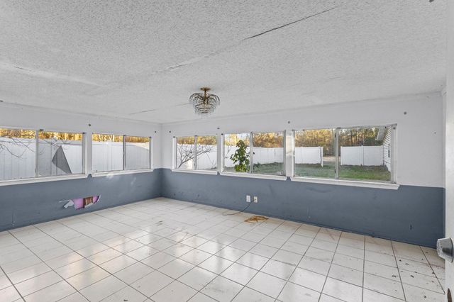 631 Fm 253 Road, Buna, TX 77612