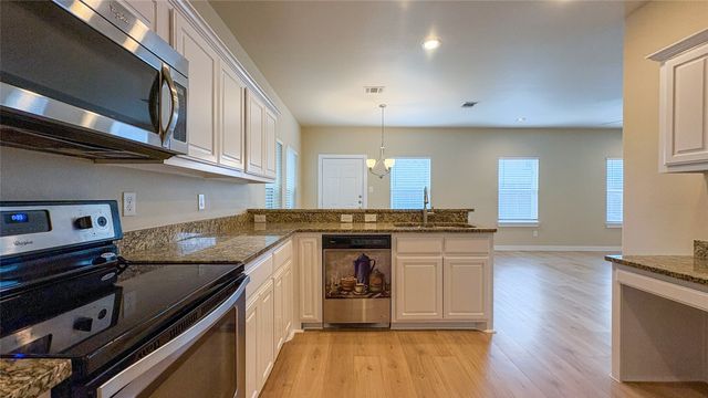 9922 Ironhorse Drive, Dallas, TX 75227