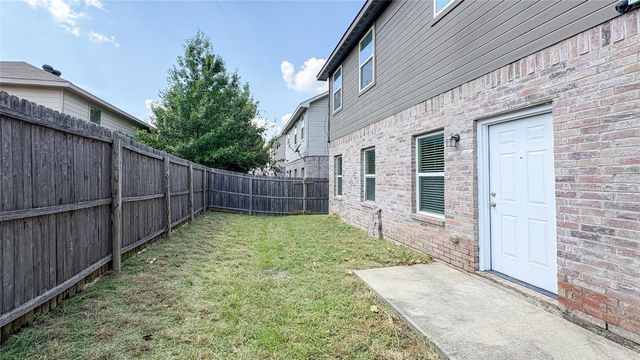 9922 Ironhorse Drive, Dallas, TX 75227