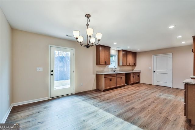 316 WHITE CREEK Loop, Rockmart, GA 30153