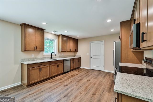 316 WHITE CREEK Loop, Rockmart, GA 30153