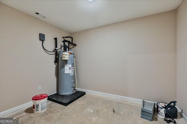316 WHITE CREEK Loop, Rockmart, GA 30153