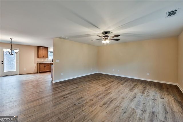 316 WHITE CREEK Loop, Rockmart, GA 30153