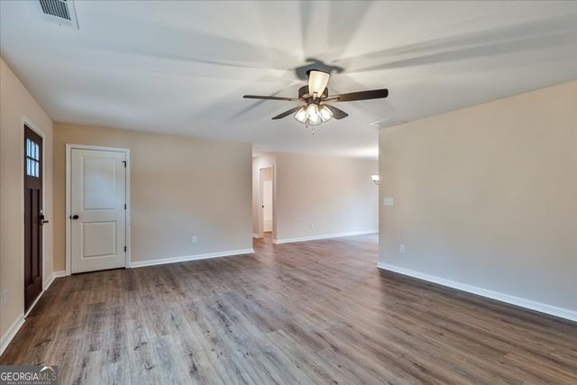 316 WHITE CREEK Loop, Rockmart, GA 30153