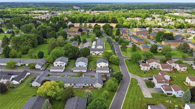 97 Springwood Drive, Webster, NY 14580