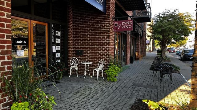 300 Mason Ave Ste A, Cape Charles, VA 23310