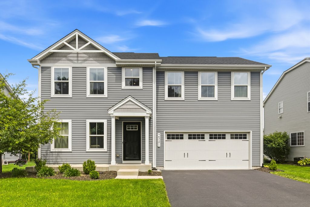 2341 Mayfield Drive, Montgomery, IL 60538