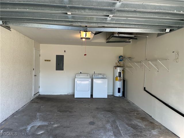 601 SE 5th ST, Cape Coral, FL 33990